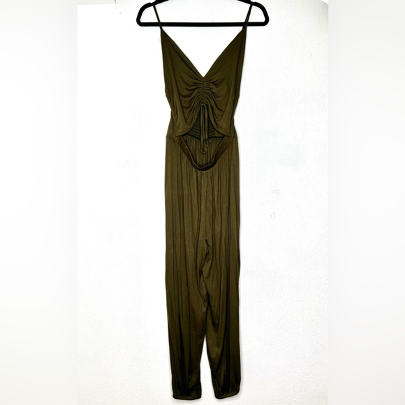 Fashion nova medium olive green jumper - Picture 1 of 7